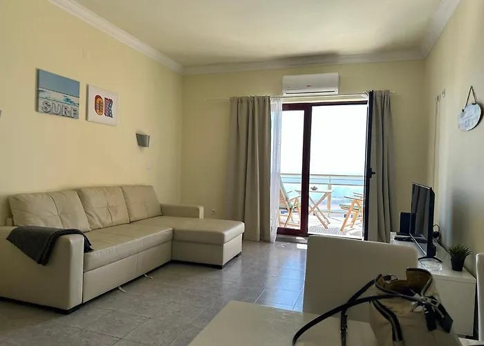 Sea&sun 3 דירה אריסרייה