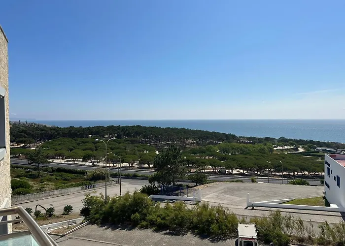 Sea&sun 3 דירה אריסרייה